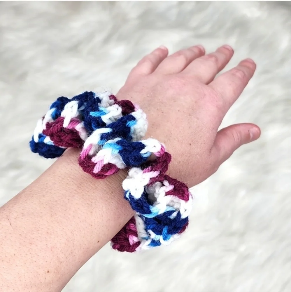 Handmade Textured Crocheted Scrunchies Ponytail Holder Hair Tie Set Of 2 - New